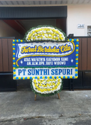 Papan Bunga Duka di Munjungan